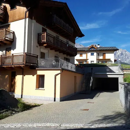 Silvia Apartment *